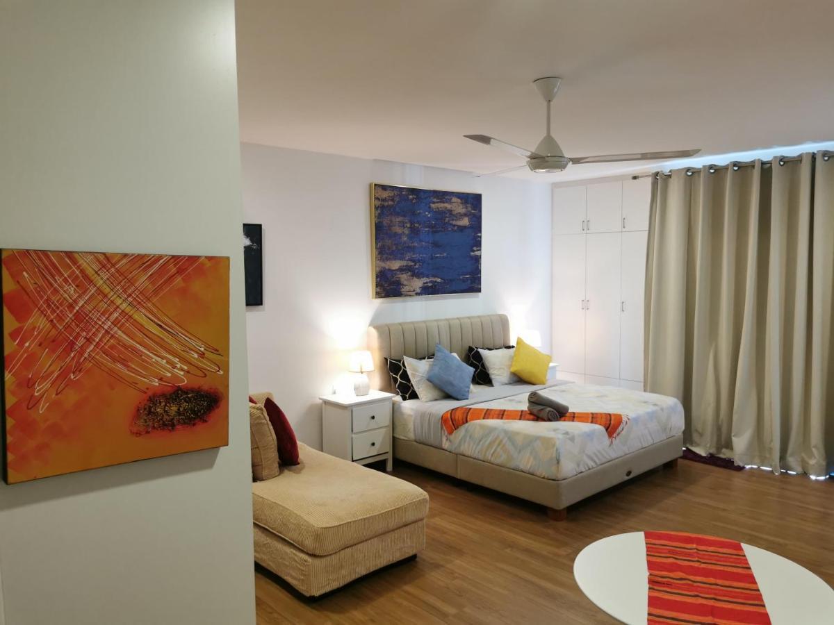 Apple Home 2 at Menara Simfoni, King Size Bed, Cheras, Nexflix, Wifi, Parking Seri Kembangan Luaran gambar