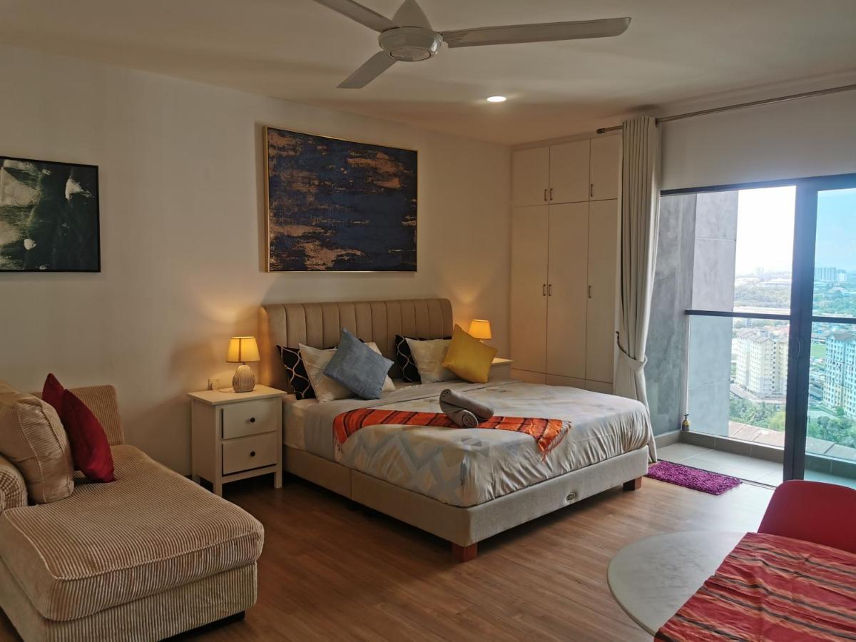 Apple Home 2 at Menara Simfoni, King Size Bed, Cheras, Nexflix, Wifi, Parking Seri Kembangan Luaran gambar